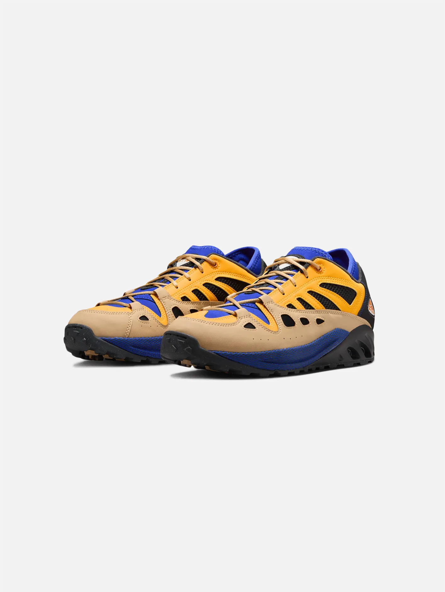 ACG Air Exploraid "Sesame and Laser Orange"