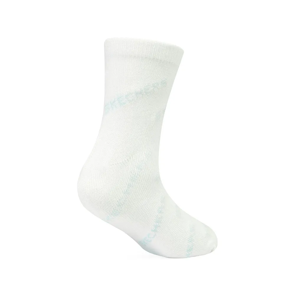 Comfort Athleisure: Performance Socks
