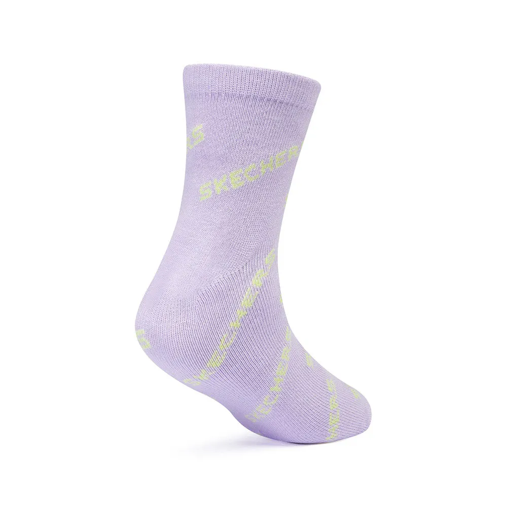 Comfort Athleisure: Performance Socks