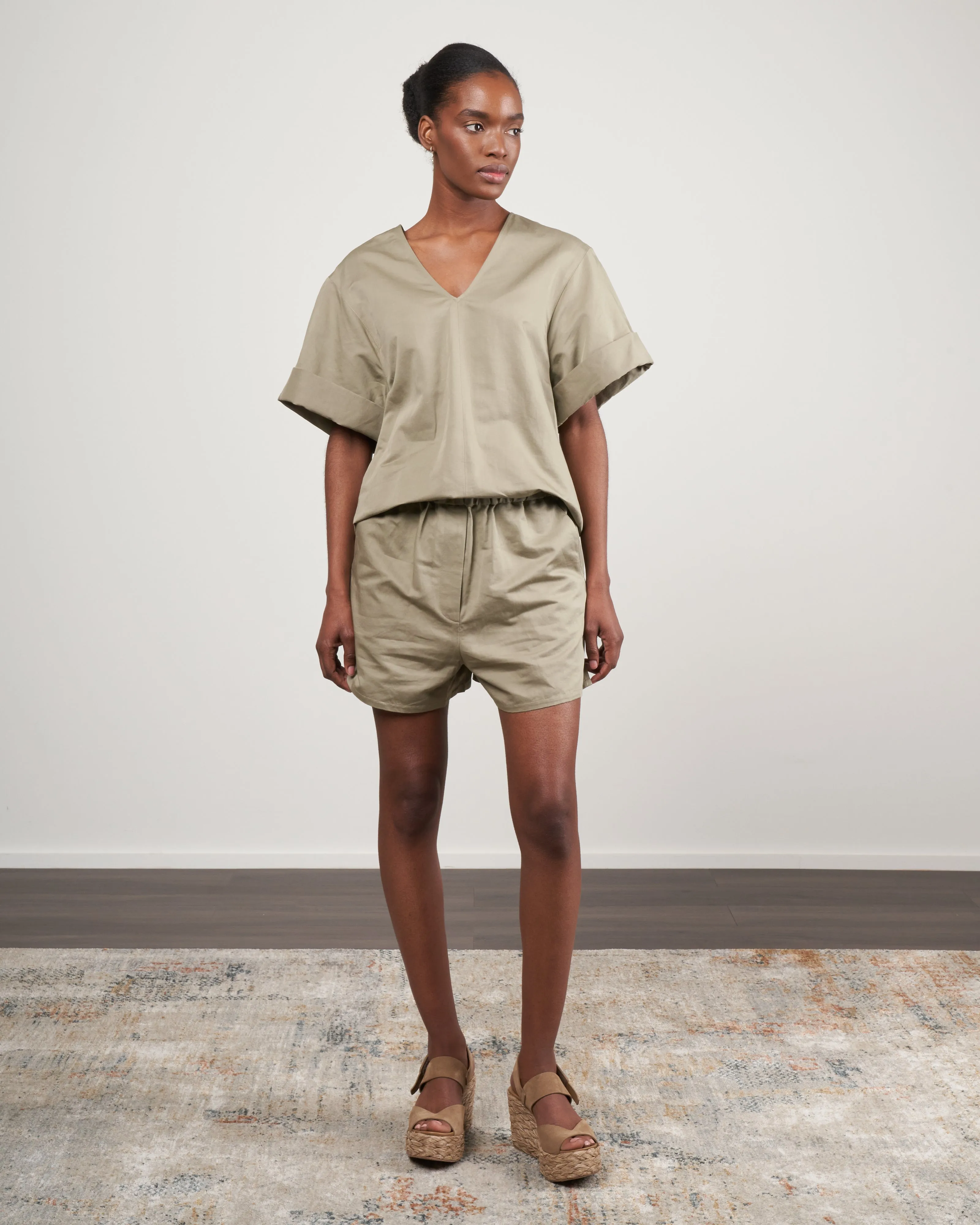 cotton linen sateen v neck top - dark clay