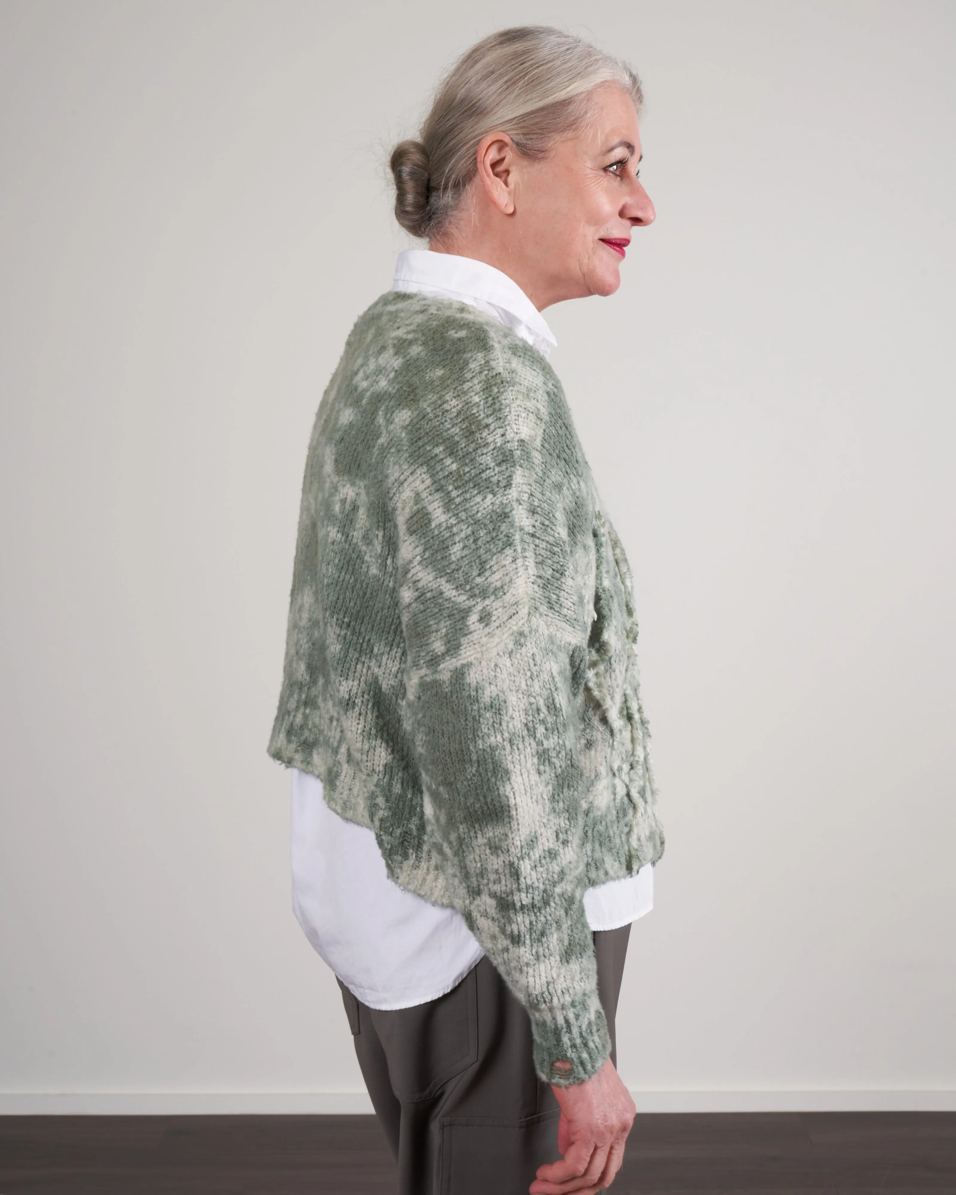 cropped boat neck sweater - kaki