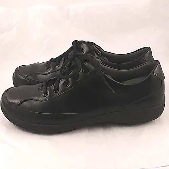 Dansko Women's Emma Leather Lace Up Comfort Sneaker Black Slip Resistant size 39