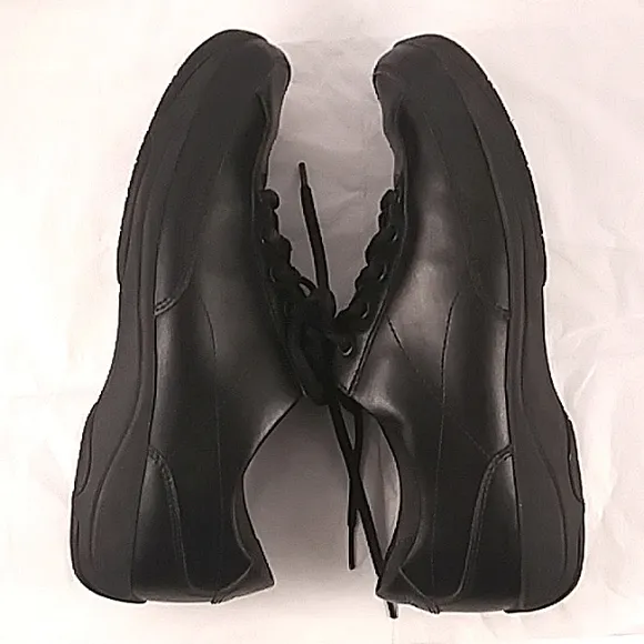 Dansko Women's Emma Leather Lace Up Comfort Sneaker Black Slip Resistant size 39