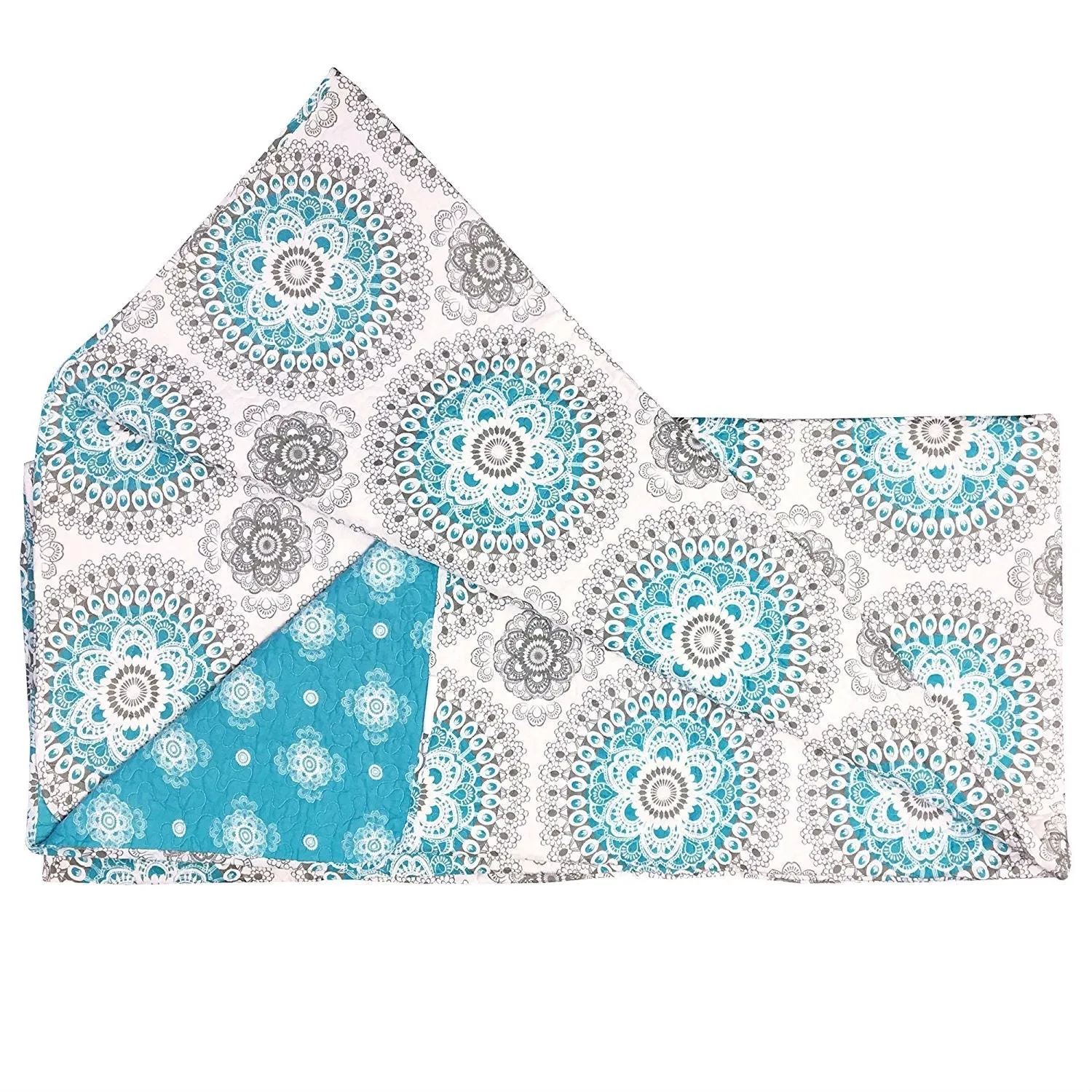 Full / Queen 3-Piece Cotton Quit Set in Aqua Blue White and Grey Floral Pattern