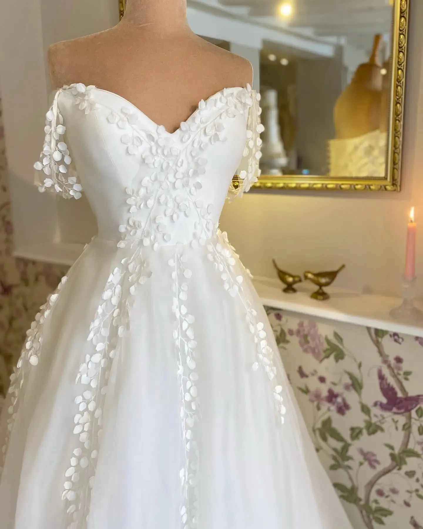 Lakshmigown Boat Neck Floral Lace Bohemian Wedding Dress 2023 Off the Shoulder Sexy Bridal A Line Beach Wedding Gowns