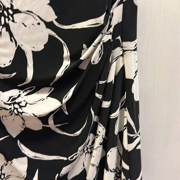 Lauren Ralph Lauren Sleeveless Dress SZ 10 Black/White Floral w/gathered side