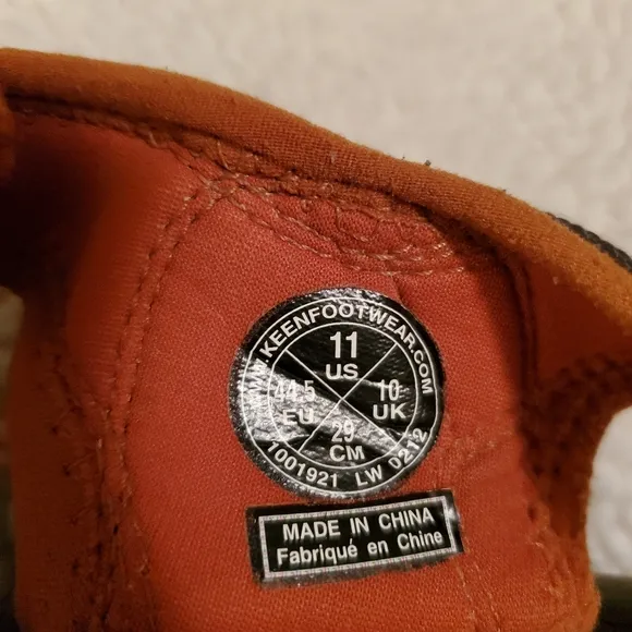 Mens Keen Whisper Water Shoes size 11. Gray and orange.  In good condition