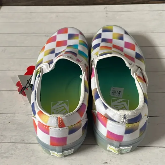 New Vans classic slip on cultivate careMen’s 5.5/Women’s 7