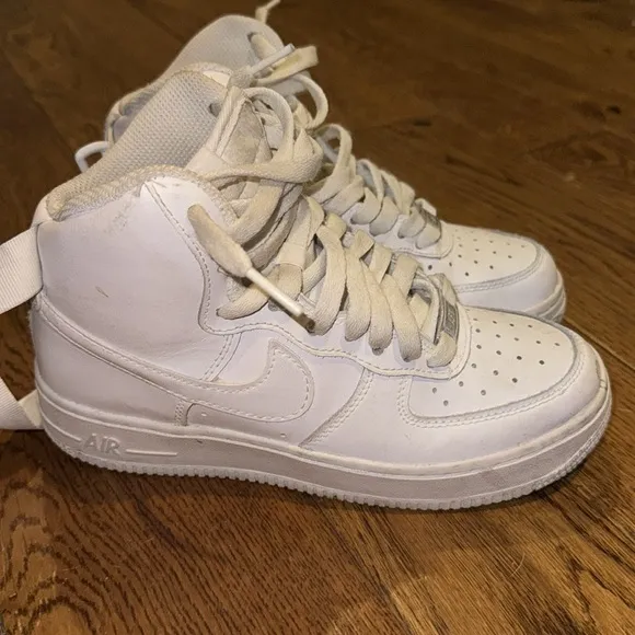 Nike Air Force 1 Mid