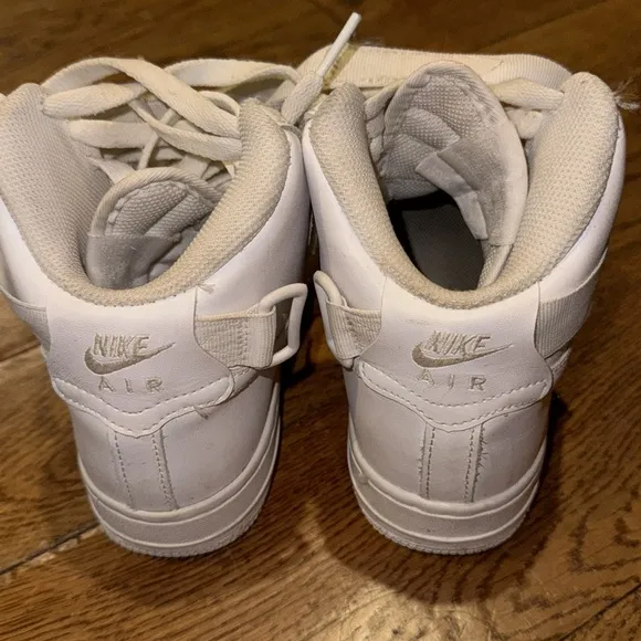 Nike Air Force 1 Mid