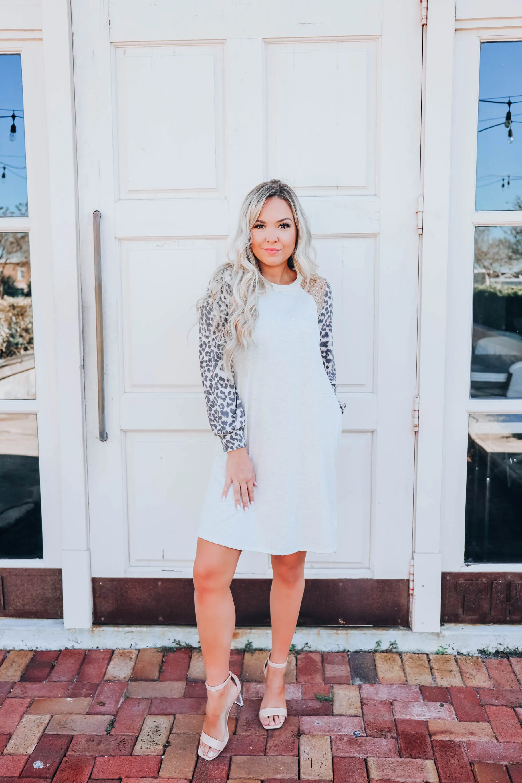 Panthera Paisley T-Shirt Dress - Oatmeal