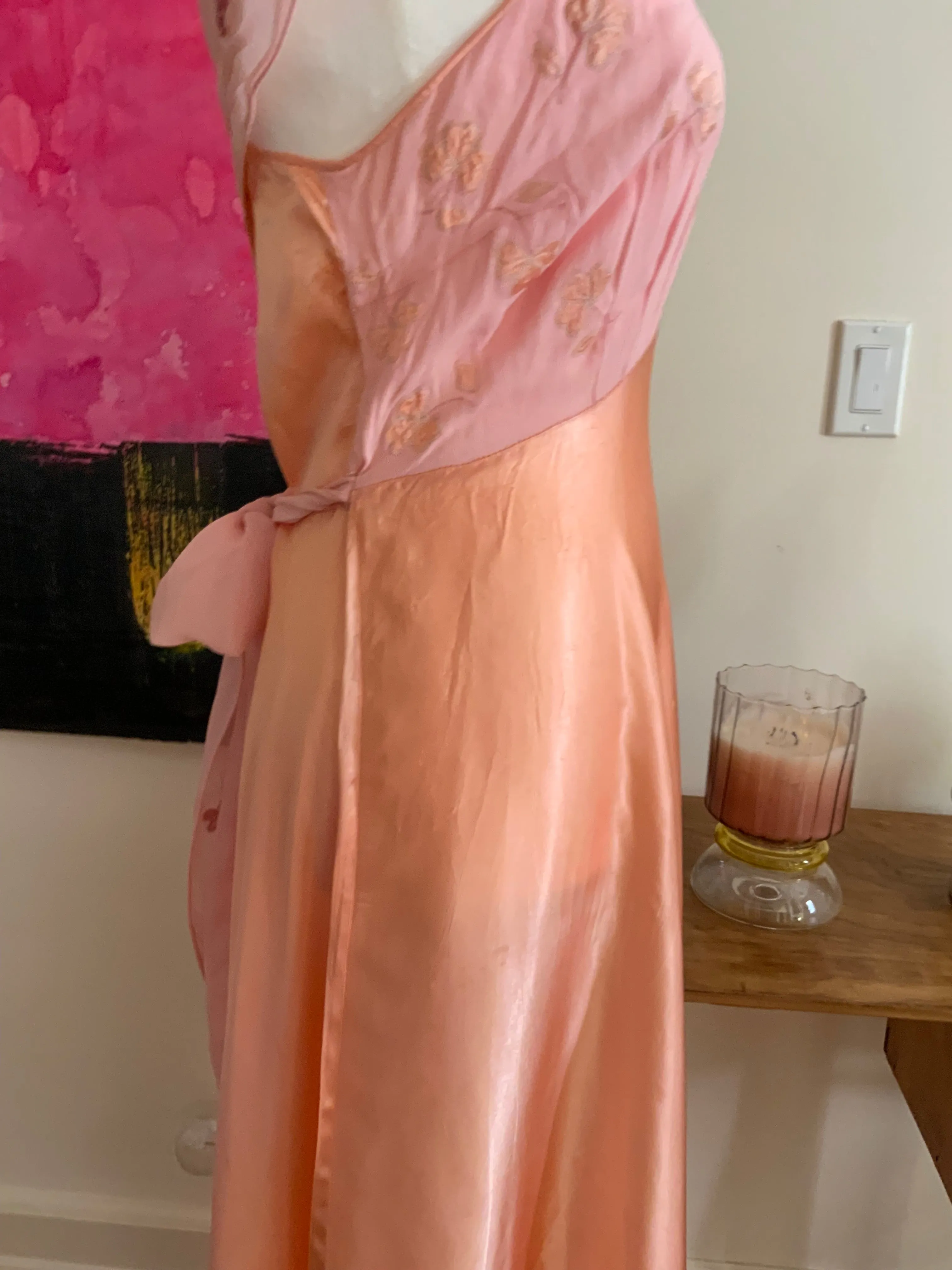 Peach Silk Clover Nightgown - 50s - 50C