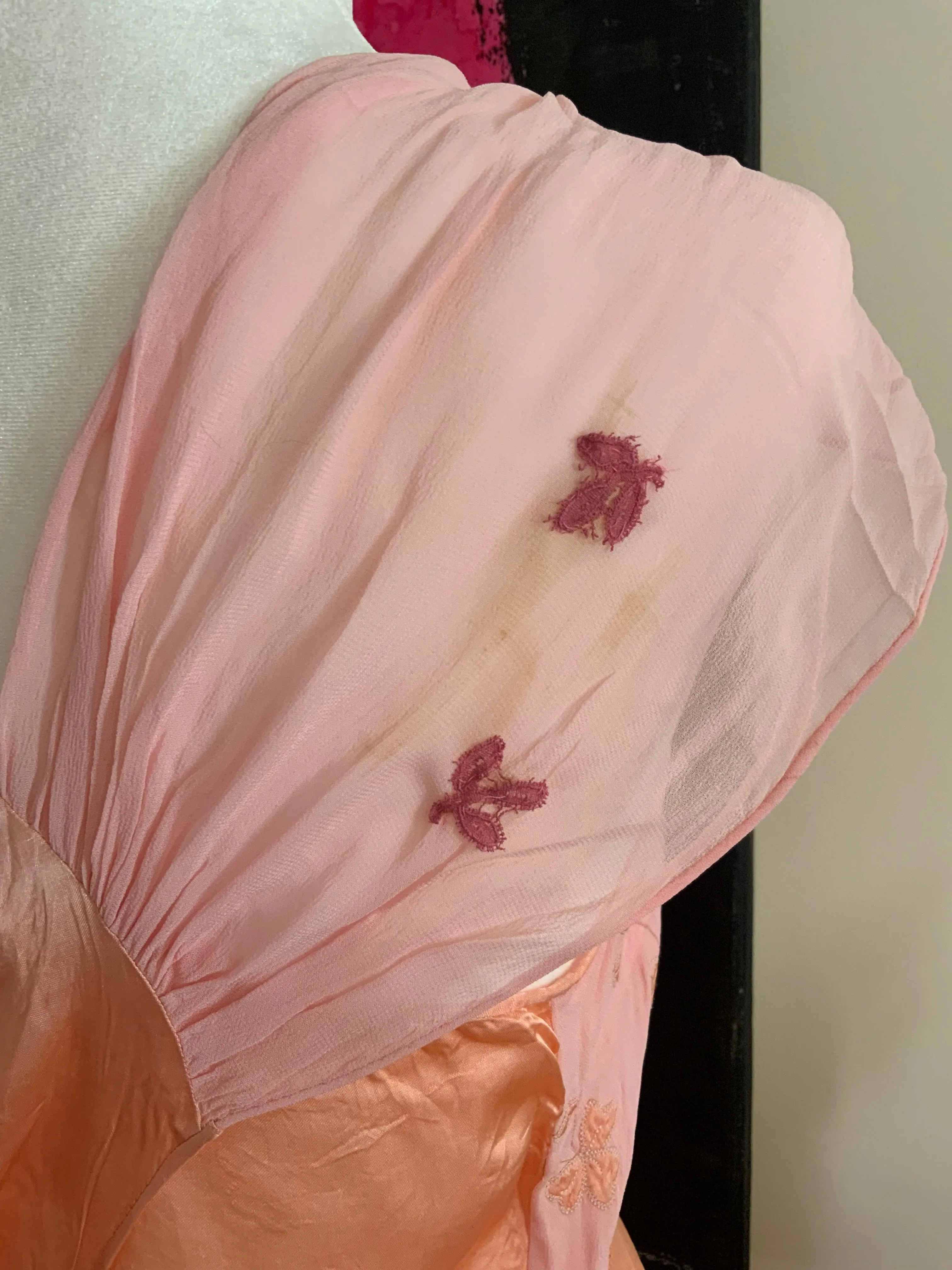 Peach Silk Clover Nightgown - 50s - 50C