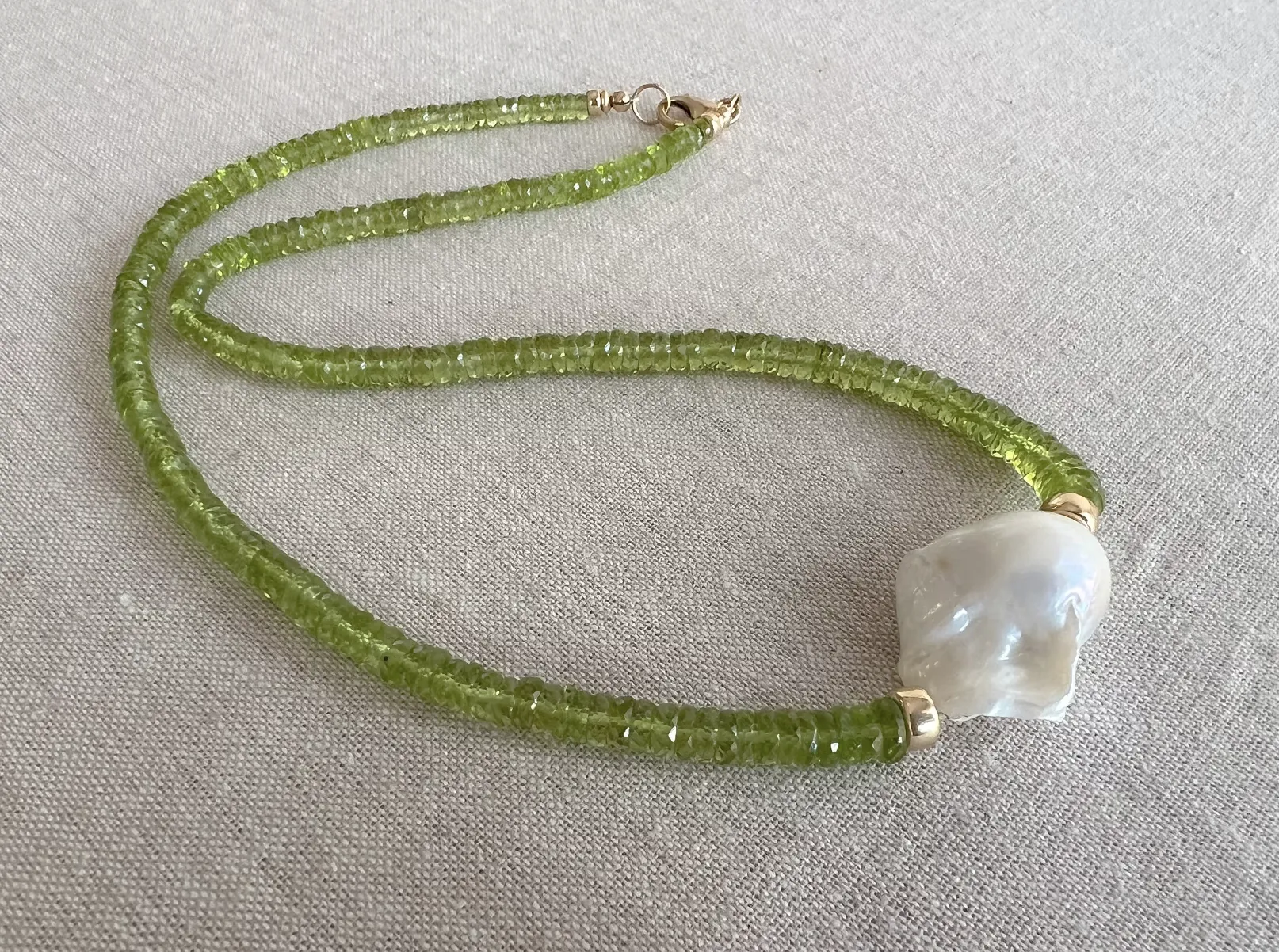 Peridot Heishi Necklace with Baroque Pearl Accent