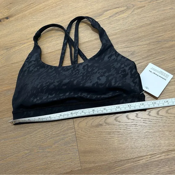 Size 4 lululemon energy bra