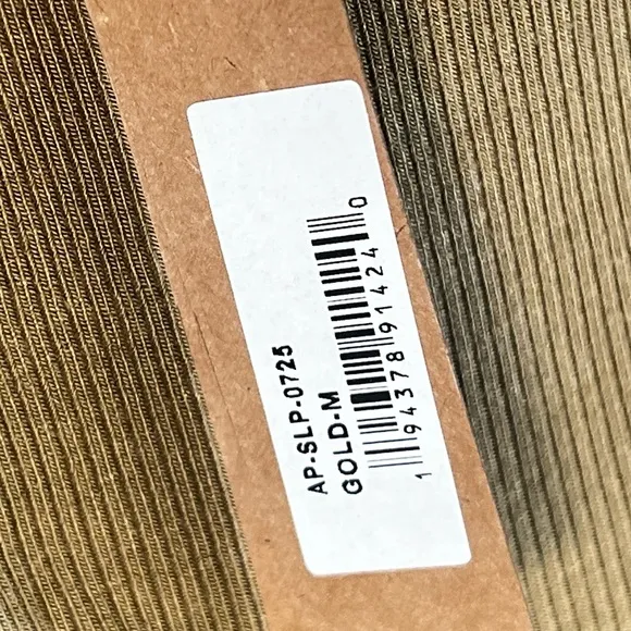 Skim slip dress. NWT fits everybody slip dress.