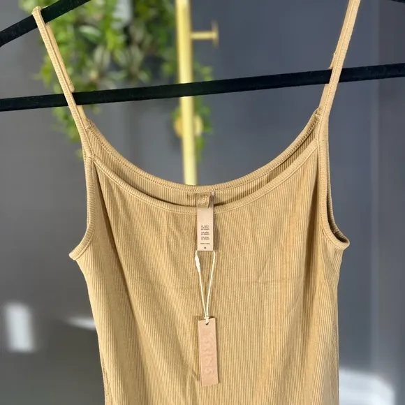Skim slip dress. NWT fits everybody slip dress.