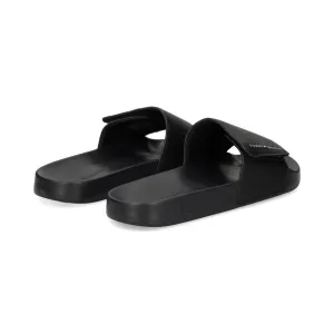 Strappy Hilfiger Pool Slide