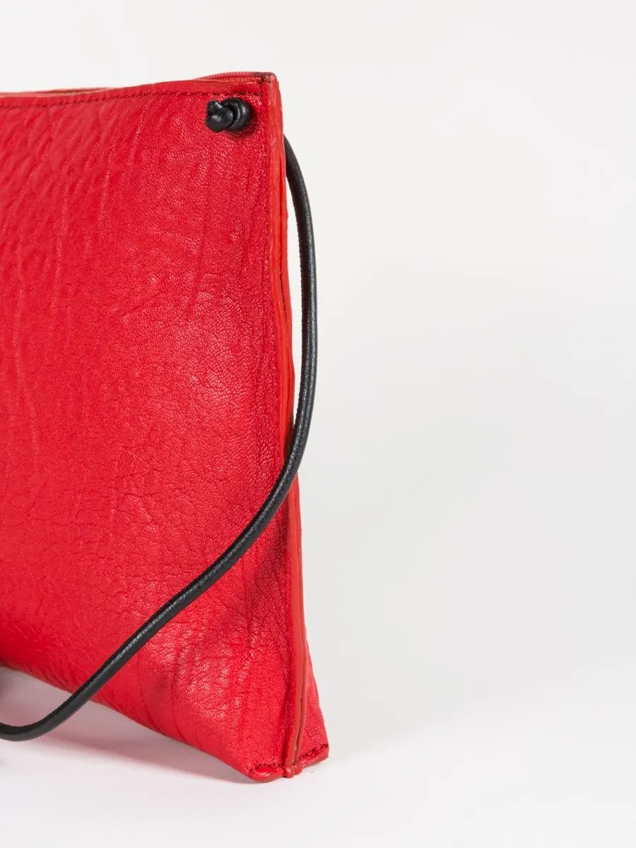 strappy pouch - lipstick washed lamb