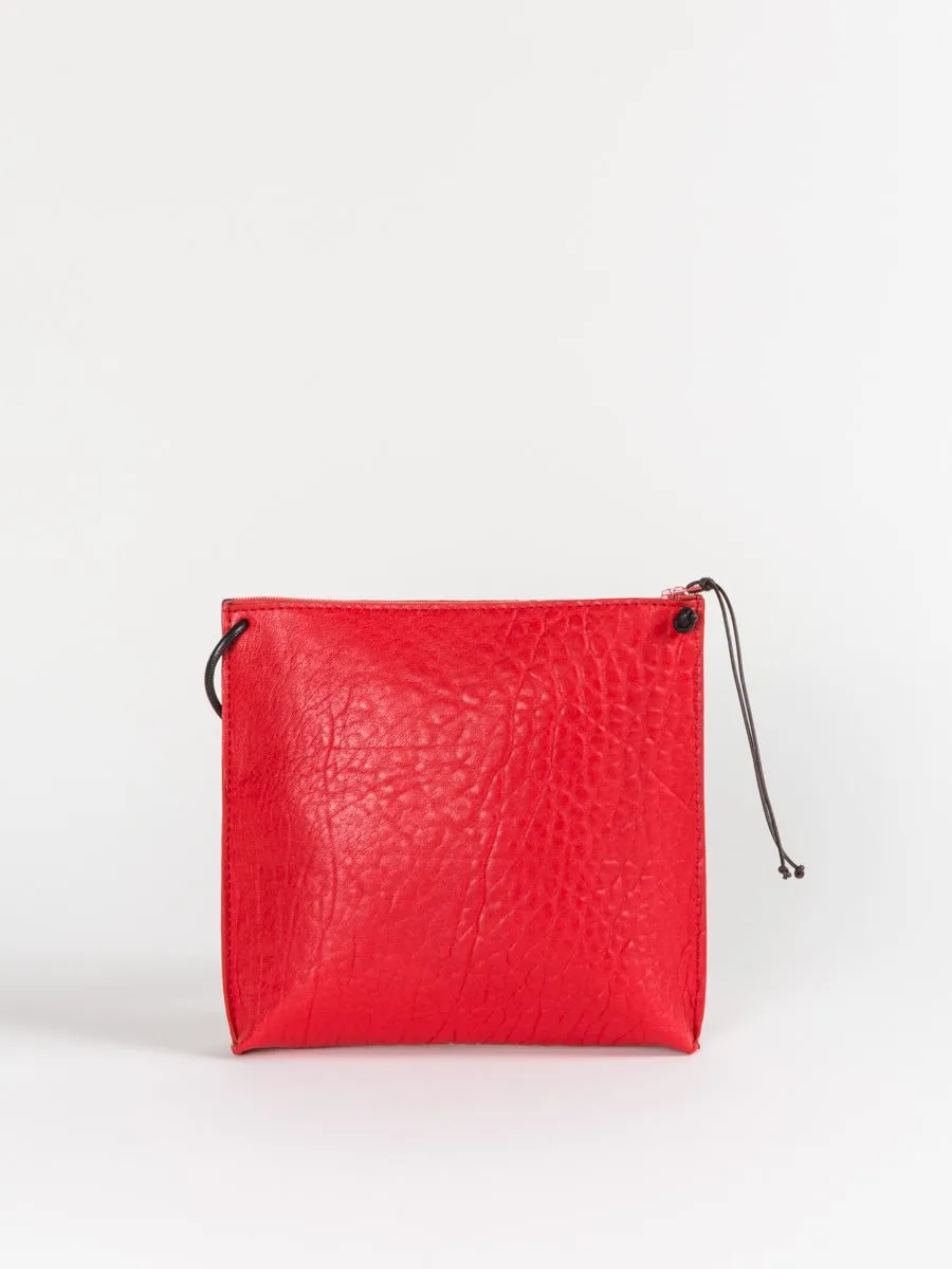 strappy pouch - lipstick washed lamb