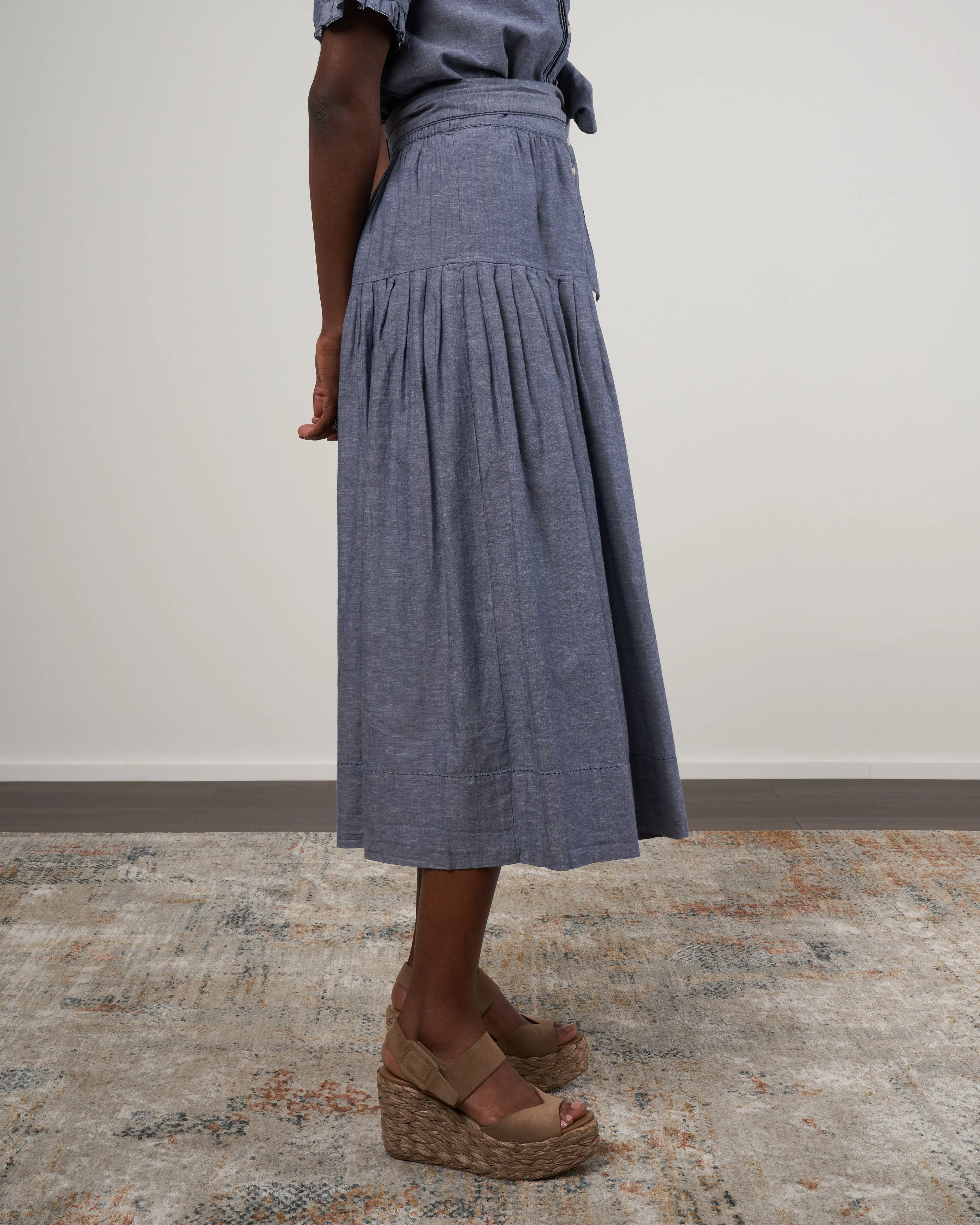 the western highland skirt - navy chambray