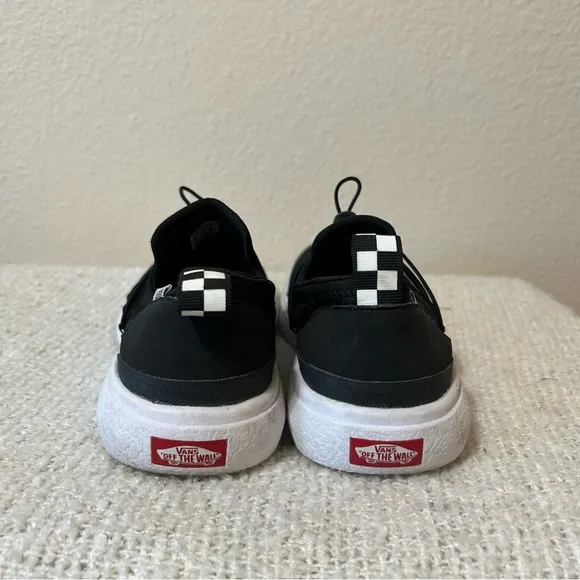 VANS UltraRange EXO Drawstring Lightweight‎ Slip-On Sneaker